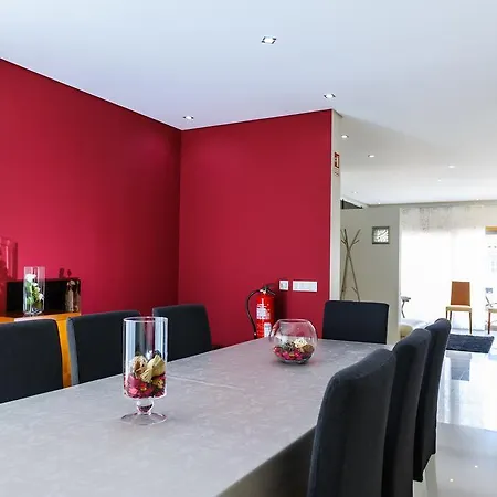 Sunset Oeste Holiday home *